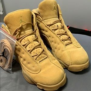 Jordon retro 13 size 7